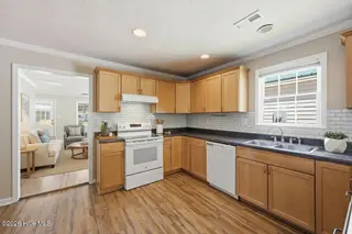 1812 Greensboro Street, New Bern, NC 28560 – photo 14: Kitchen 1