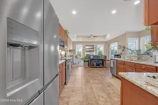 1226 Atrium Way, Leland, NC 28451 — 3-bedroom home in Waterford of the Carolinas, Leland, NC, photo 13 of 61: Kitchen