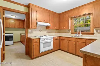 117 Shannon Court, Rocky Mount, NC 27804 – photo 22: Large Eat-In Kitchen