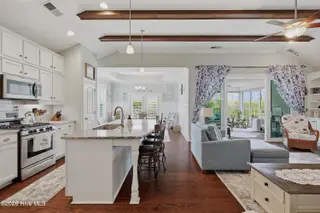 7008 Sevilleen Drive SW, Ocean Isle Beach, NC 28469 – photo 10: 17-IMG_1189