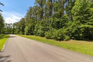313 Antebellum Drive, Havelock, NC 28532 – photo 4: Vacant lot in Plantation Harbor