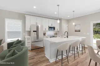 232 Cline Way 129, Beaufort, NC 28516 – photo 2: Eat-In Kitchen with Island
