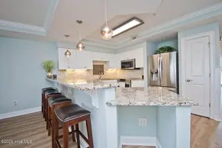 1550 Salter Path Road 409, Indian Beach, NC 28512 – photo 11: Eat-in Bar