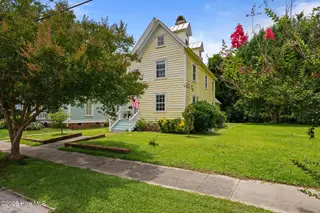 409 Hancock Street, New Bern, NC 28560 – photo 3: 2-web-or-mls-DSC_7983
