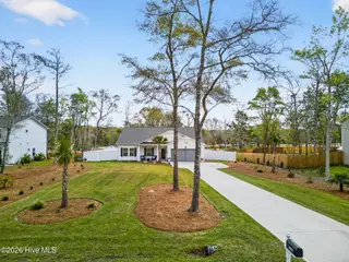 1644 Star Cross Drive SW, Shallotte, NC 28470 — 3-bedroom home in Village Green SHLTE, Shallotte, NC, photo 2 of 50: kahunaphoto.com