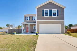 425 Tributary Circle, Wilmington, NC 28401 – photo 2: 002_p1233325_676