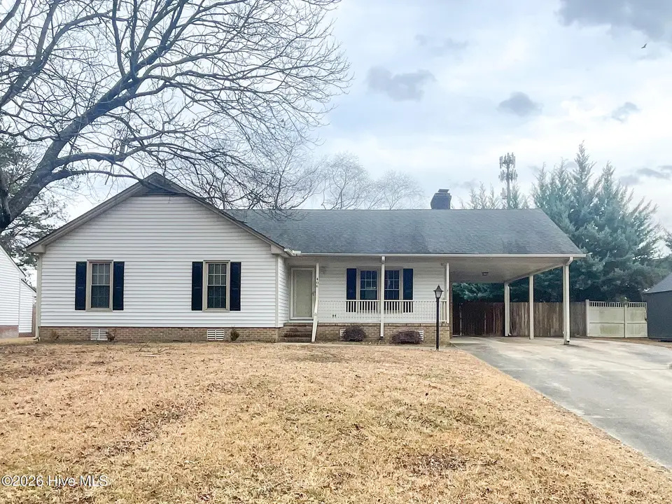 406 Hawthorne Lane W, Wilson, NC 27893 – photo 1 of 13: Front