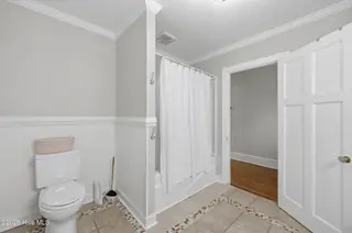 912 W Church Street, Elizabeth City, NC 27909 – photo 24: 2nd Floor Full Bathroom