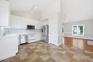4409 Surrey Meadows Drive, Winterville, NC 28590 – photo 12: 35-web-or-mls-BLS_0068
