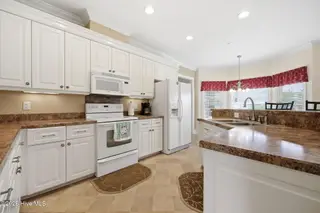 106 Magnolia Drive, Winterville, NC 28590 – photo 17: 52-web-or-mls-img_0113