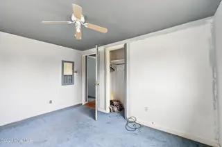 1106 Avery Street, Morehead City, NC 28557 – photo 14: 15-web-or-mls-1106 Avery St 051