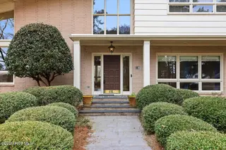 1602 Greenbriar Road, Kinston, NC 28504 – photo 4: 04-1602 Greenbriar Rd-4