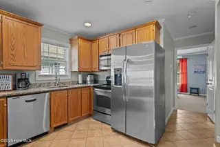 109 Greenville Avenue 1, Carolina Beach, NC 28428 – photo 15: 40-web-or-mls-DSC05062
