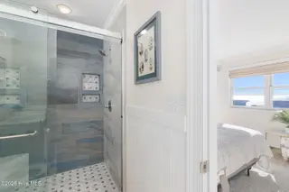 1606 Ocean Drive, Emerald Isle, NC 28594 – photo 19: 41-web-or-mls-chadwick-visuals-1606-ocea