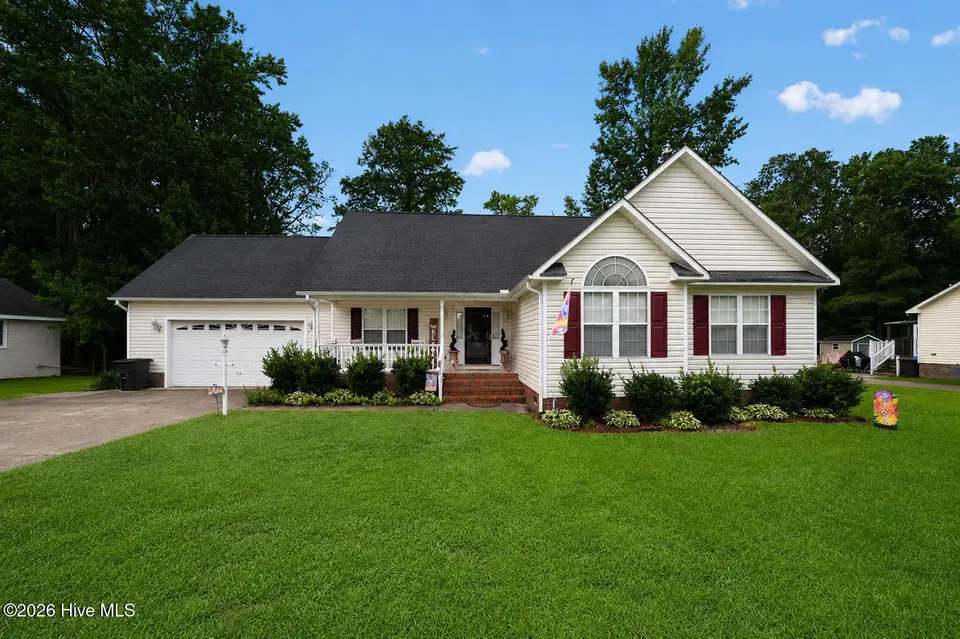 2917 Ellsworth Drive, Greenville, NC 27834 – photo 1 of 20: Front of home