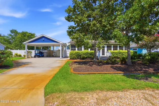 133 NE 29th Street, Oak Island, NC 28465