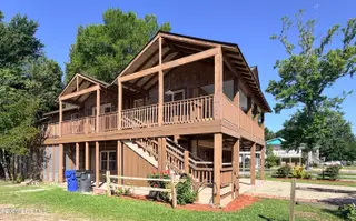 2704 Waccamaw Shores Road, Lake Waccamaw, NC 28450 – photo 3: IMG_2071
