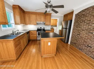 1405 N Overlook Drive, Greenville, NC 27858 – photo 2: 1