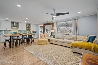 109 River Drive, Southport, NC 28461 – photo 15: 24-web-or-mls-DSC04075
