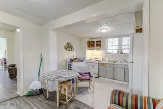817 S 11th Street, Wilmington, NC 28401 — 3-bedroom home in Dawson-Castle Street, Wilmington, NC, photo 8 of 15: IMG_6548_49_50_51_52