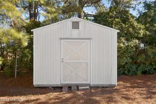 1911 Lenoir Drive E, Wilson, NC 27893 – photo 9: 9-web-or-mls-1911-lenoir-dr-e-wilson-nc-