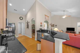 8705 Plantation Landing Drive, Wilmington, NC 28411 – photo 15: 32_kitchen