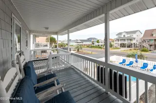 551 Ocean Boulevard W, Holden Beach, NC 28462 – photo 10: _TMP2567-HDR