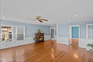 641 Shoreline Drive W, Sunset Beach, NC 28468 – photo 9: Great Room