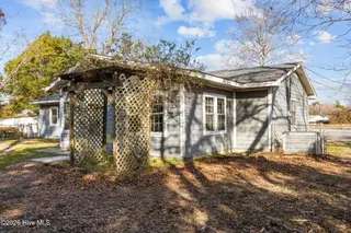 278 Bear Creek Road, Hubert, NC 28539 — 3-bedroom home, Hubert, NC, photo 5 of 28: 6-web-or-mls-278 Bear Creek Rd. 72