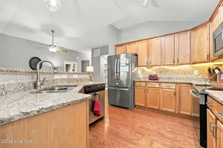 613 Rockland Drive, Greenville, NC 27858 – photo 13: 36-web-or-mls-IMG_0038