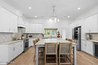 1042 Mable Drive, Calabash, NC 28467 — 3-bedroom home, Calabash, NC, photo 11 of 55: Kitchen