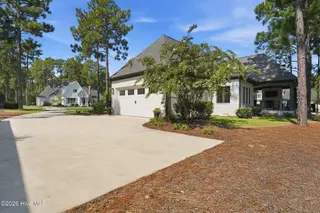 109 Chanticleer Drive, Pinehurst, NC 28374 – photo 8: 52-web-or-mls-DSC09443