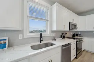 604 S Shore Drive, Surf City, NC 28445 – photo 19: DSC01788