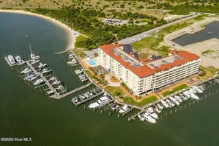 100 Olde Towne Yacht Club Road B19, Beaufort, NC 28516 – photo 7: 20250219163709384592000000-o