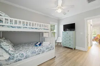 704 Ocean Boulevard 2, Carolina Beach, NC 28428 – photo 11: First floor bedroom