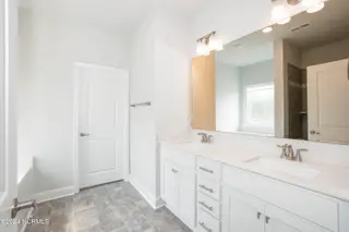 745 Greenwich Place, Richlands, NC 28574 – photo 17: Primary Bath 01
