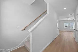 79 W Farley Drive 80, Hampstead, NC 28443 — 4-bedroom home in Brookfield Branch, Hampstead, NC, photo 23 of 48: 7_stairs