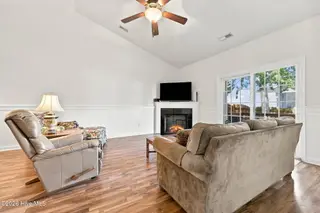 2205 Dovedale Drive B, Greenville, NC 27834 – photo 16: 24-web-or-mls-IMG_0033