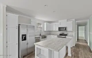 6823 Lewis Drive SE, Winnabow, NC 28479 – photo 10: Kitchen