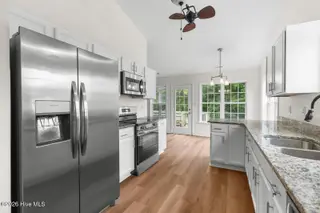 144 Forest Bluff Drive, Jacksonville, NC 28540 — 3-bedroom home in River Hills, Jacksonville, NC, photo 11 of 28: forest-11