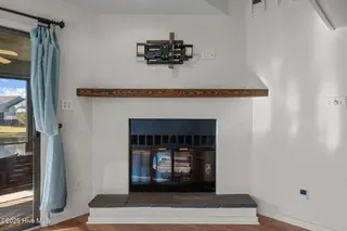 10022 Windward Drive, New Bern, NC 28560 – photo 17: 29-web-or-mls-DSC_9012