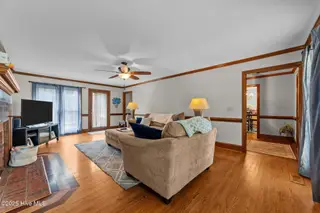1702 Woodwind Drive, Greenville, NC 27858 – photo 14: 14-web-or-mls-LHV_3034