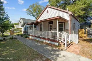 317 Queen Street, Wilmington, NC 28401 – photo 2