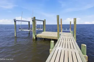 144 Great Neck Road, Havelock, NC 28532 – photo 7: 13K lb Tide Tamer Boat Lift w/remote