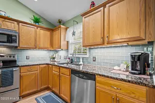 133 Graystone Road, Wilmington, NC 28411 — 3-bedroom home in Brickstone Estates, Wilmington, NC, photo 10 of 40: 35-web-or-mls-DSC09262