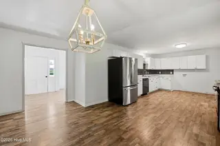 721 Vernon Drive, Jacksonville, NC 28540 – photo 14: 13_721_vernon_dr_013