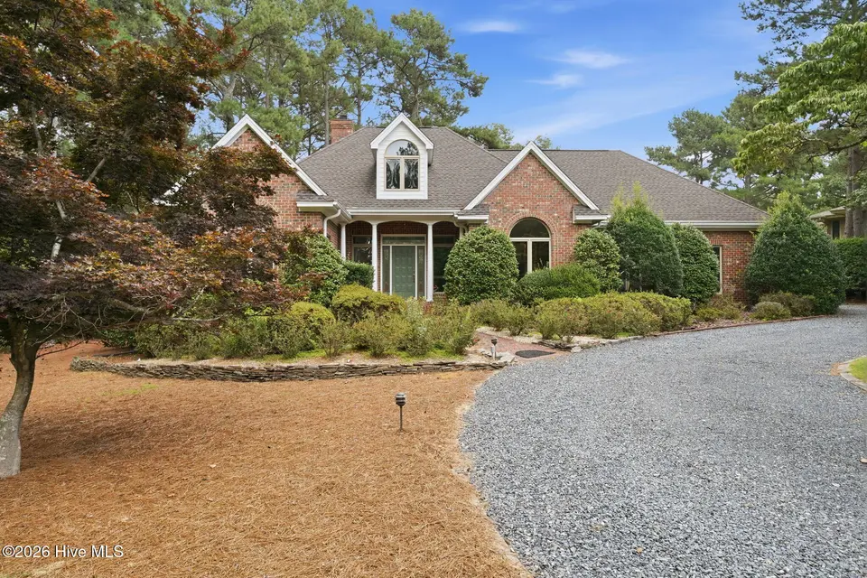 27 Mcmichael Drive, Pinehurst, NC 28374 – photo 1 of 51: 1-web-or-mls-DSC08570
