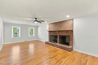 238 Shannon Drive, Wilmington, NC 28409 – photo 18: 18_living room