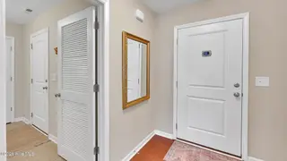 528 Arbor Drive, Greenville, NC 27858 – photo 3: Foyer