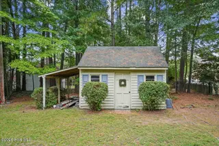 2108 Burnside Drive NW, Wilson, NC 27896 — 3-bedroom home in Woodridge, Wilson, NC, photo 10 of 42: 10-2108 Burnside Dr NW-10